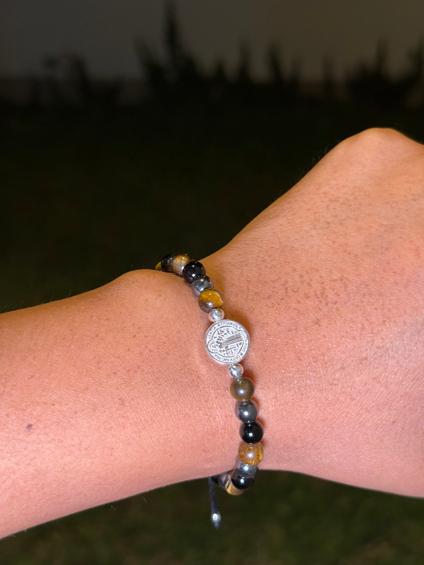 PULSERA SAN BENITO DE PROTECCIÓN PLATA 950 CON OJO DE TIGRE