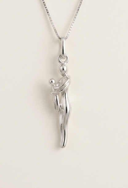 COLLAR ABRAZO ETERNO DE MAMÁ EN PLATA