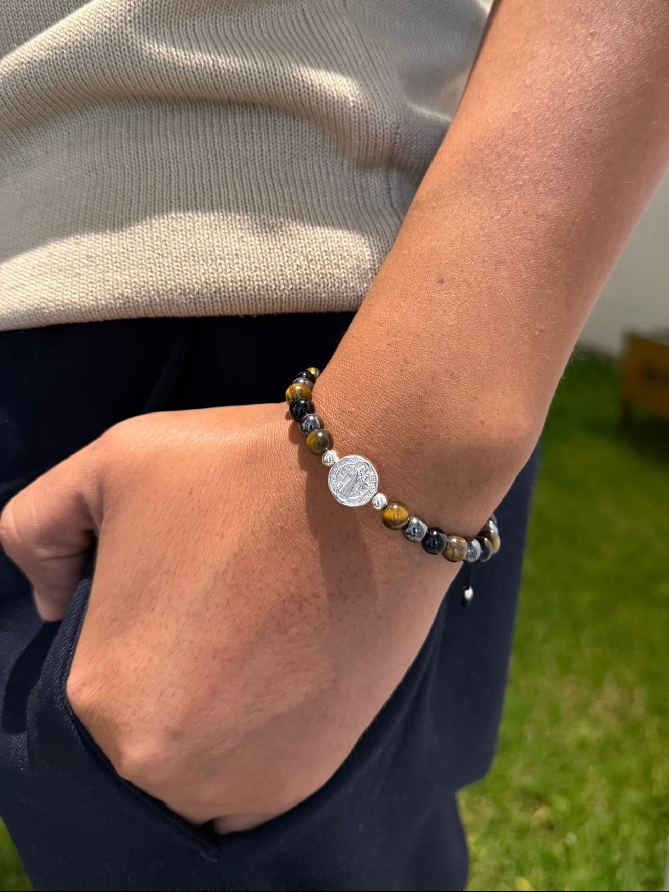 PULSERA SAN BENITO DE PROTECCIÓN PLATA 950 CON OJO DE TIGRE